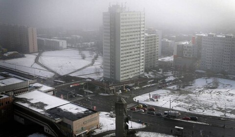 Burianův den žen s obyvateli věžáku v Bajkonurské ulici